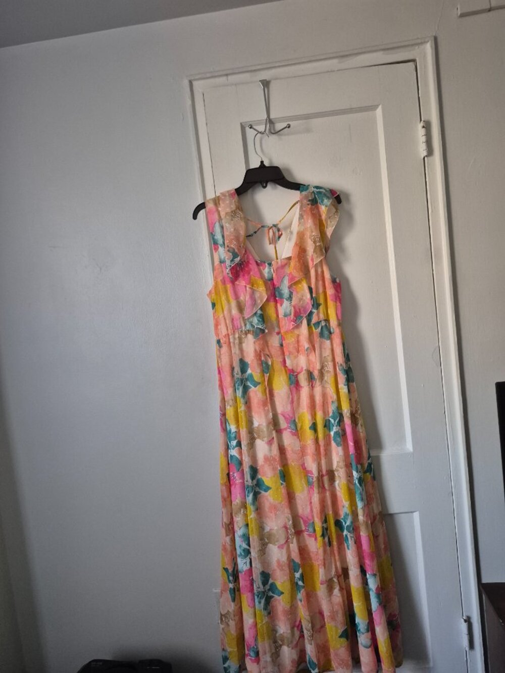 Dress - Picture 2 of 2